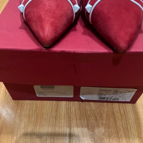 Valentino Garavani Rockstud heels - Picture 3 of 4